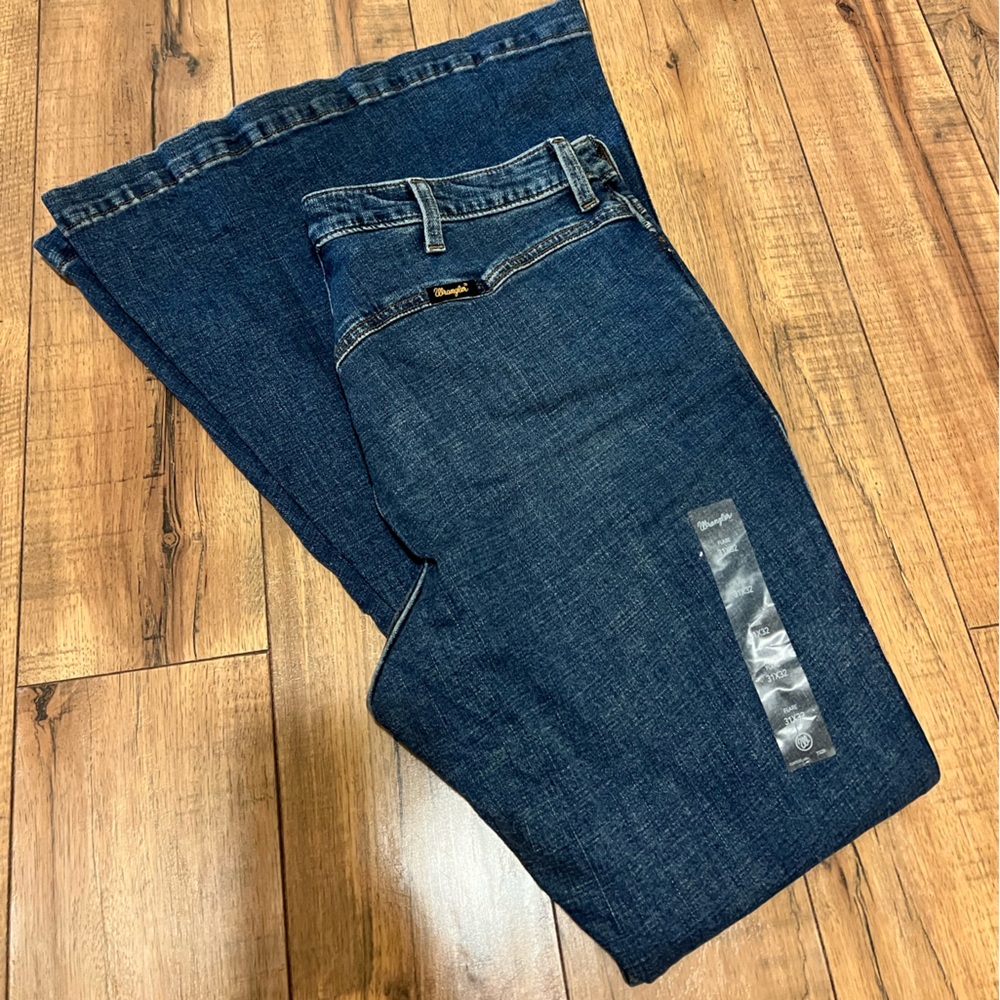 Wrangler Trumpet Flare Jeans 31x32 women’s